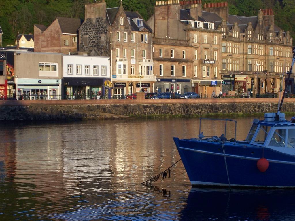 Kings Arms Holiday Apartments Oban Room photo